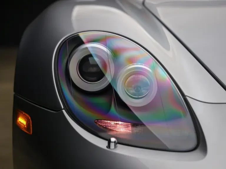 2005 Porsche Carrera GT - Image 11 of 31