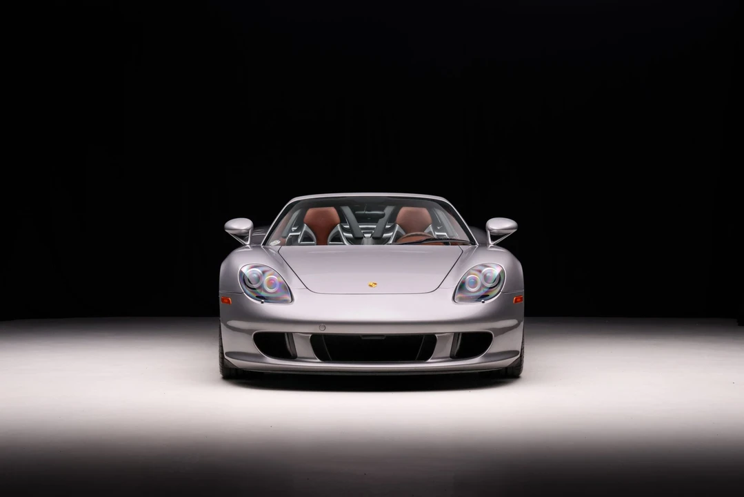 2005 Porsche Carrera GT - Image 9 of 31