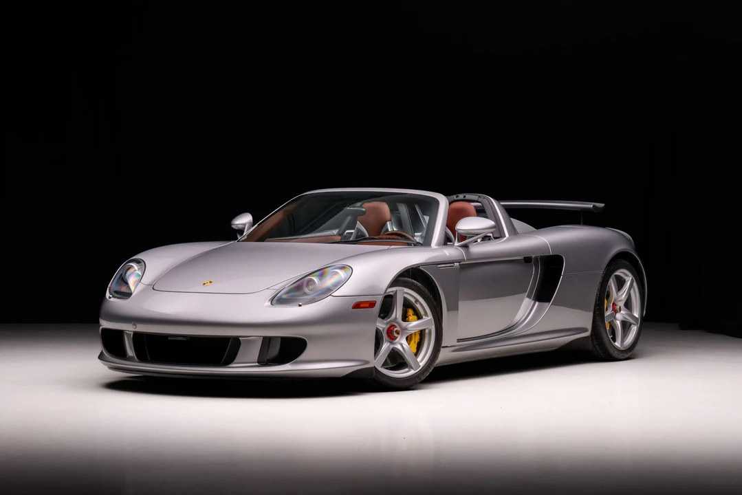 2005 Porsche Carrera GT - Image 2 of 31
