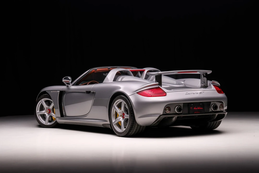2005 Porsche Carrera GT - Image 6 of 31