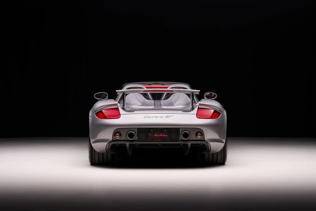 2005 Porsche Carrera GT - Image 8 of 31