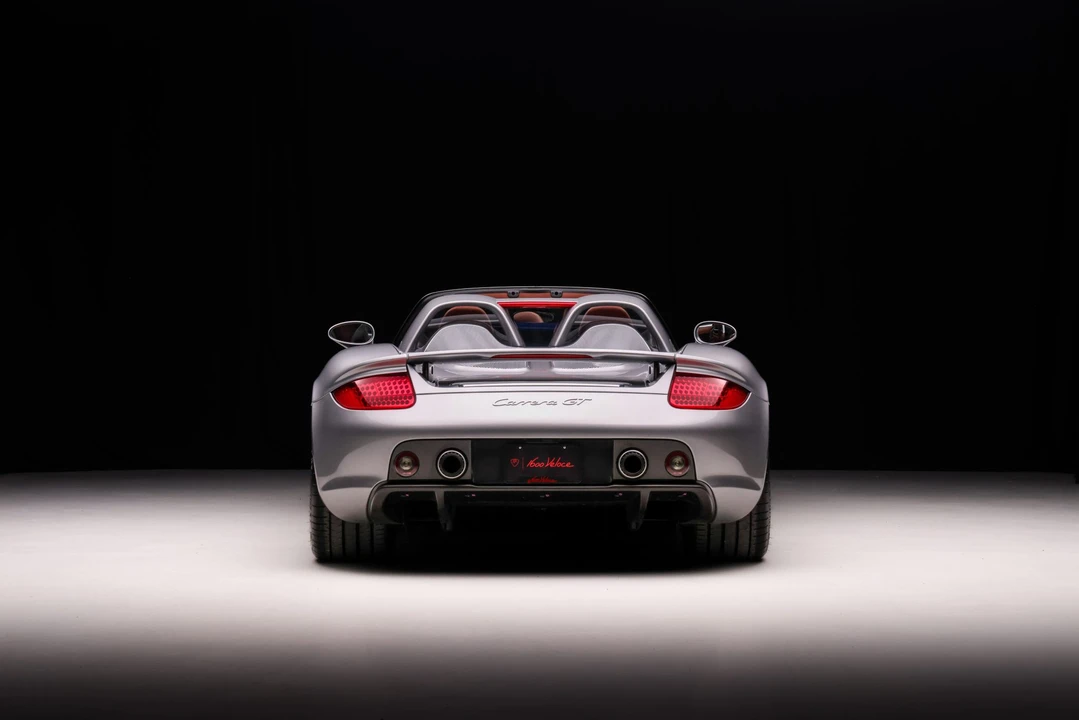 2005 Porsche Carrera GT - Image 7 of 31