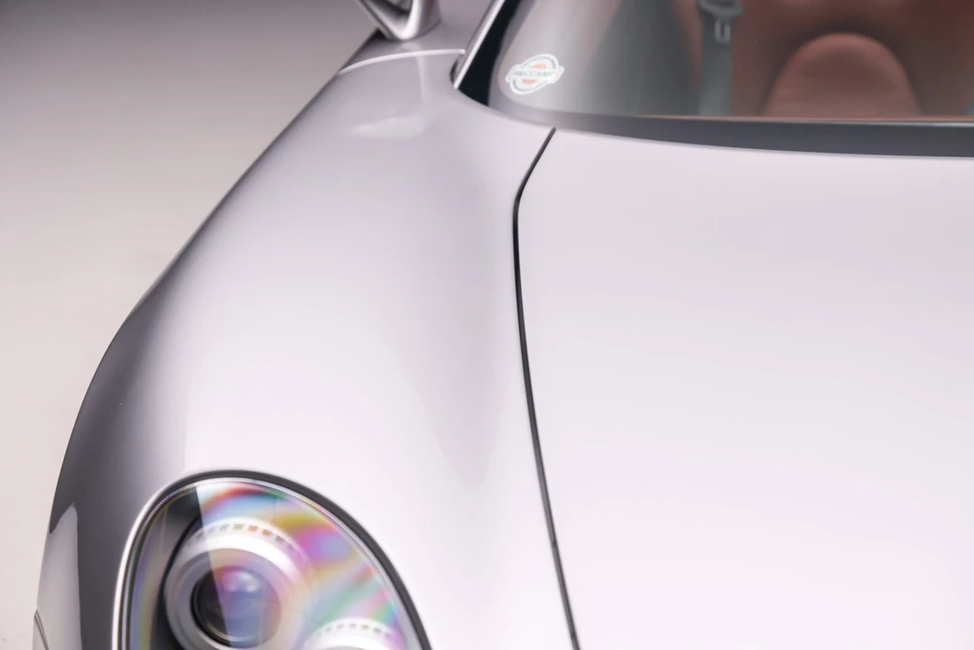 2005 Porsche Carrera GT - Image 22 of 31