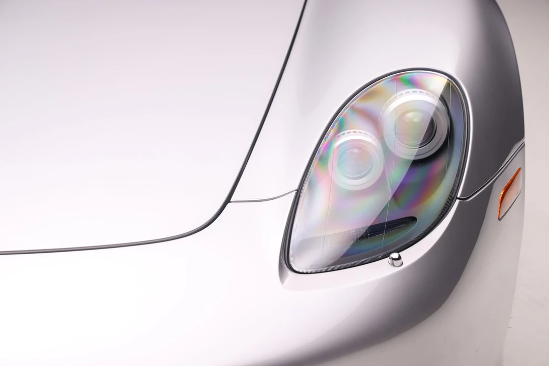 2005 Porsche Carrera GT - Image 27 of 31