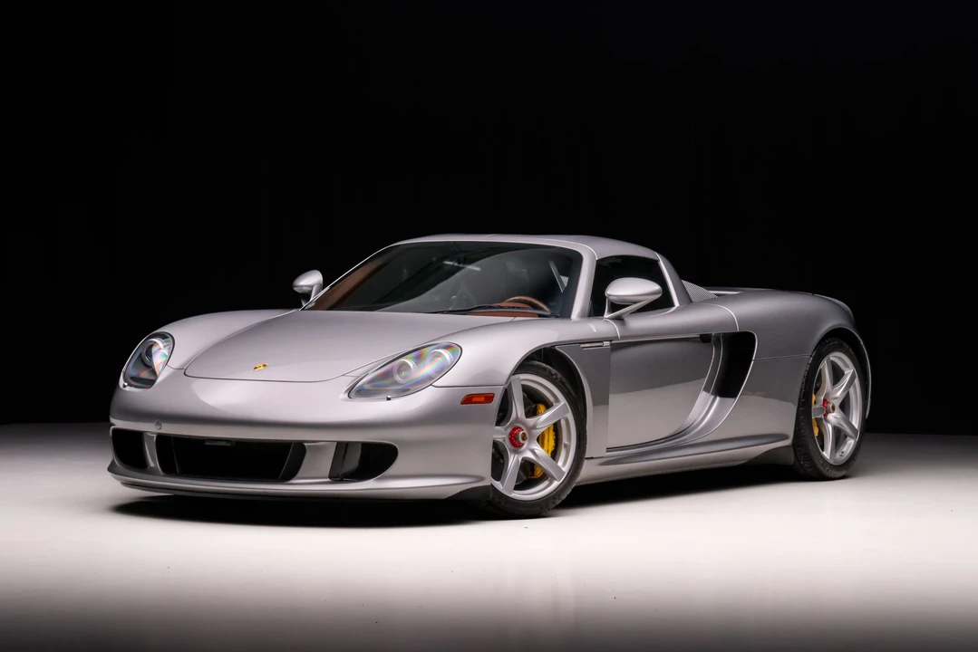 2005 Porsche Carrera GT - Image 10 of 31