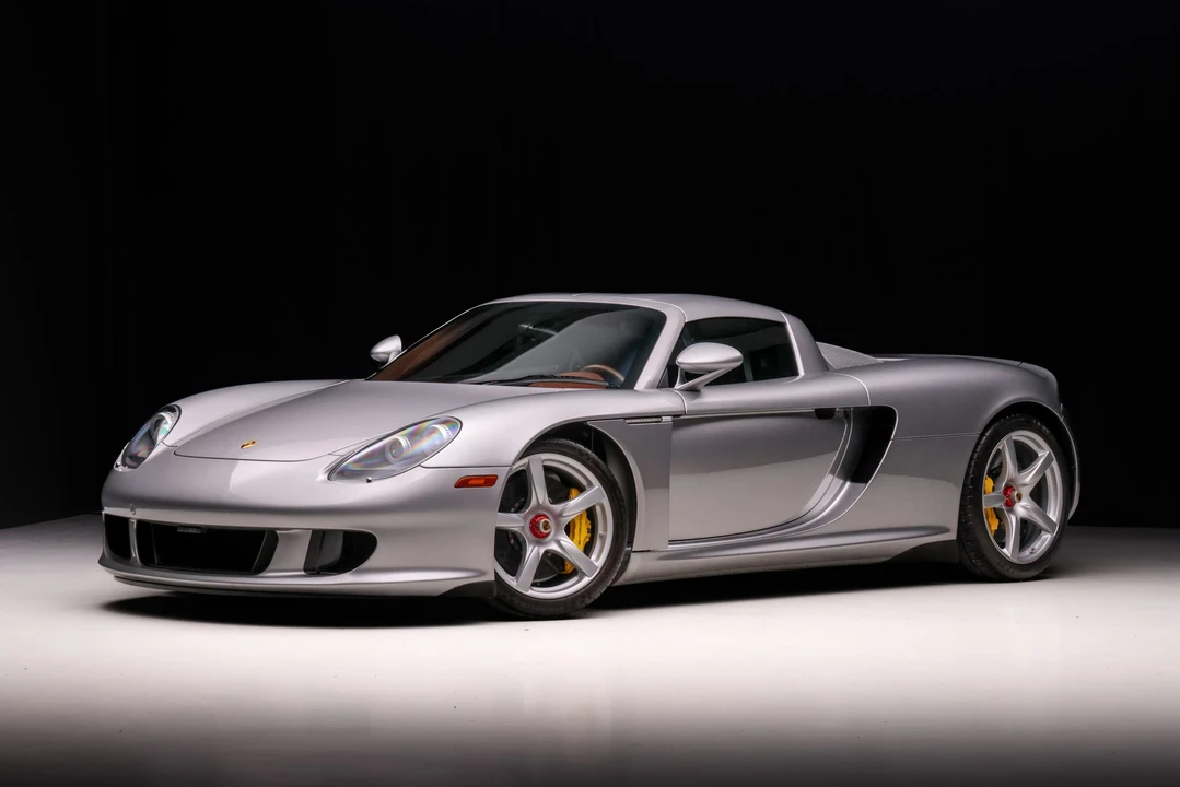 2005 Porsche Carrera GT - Image 11 of 31