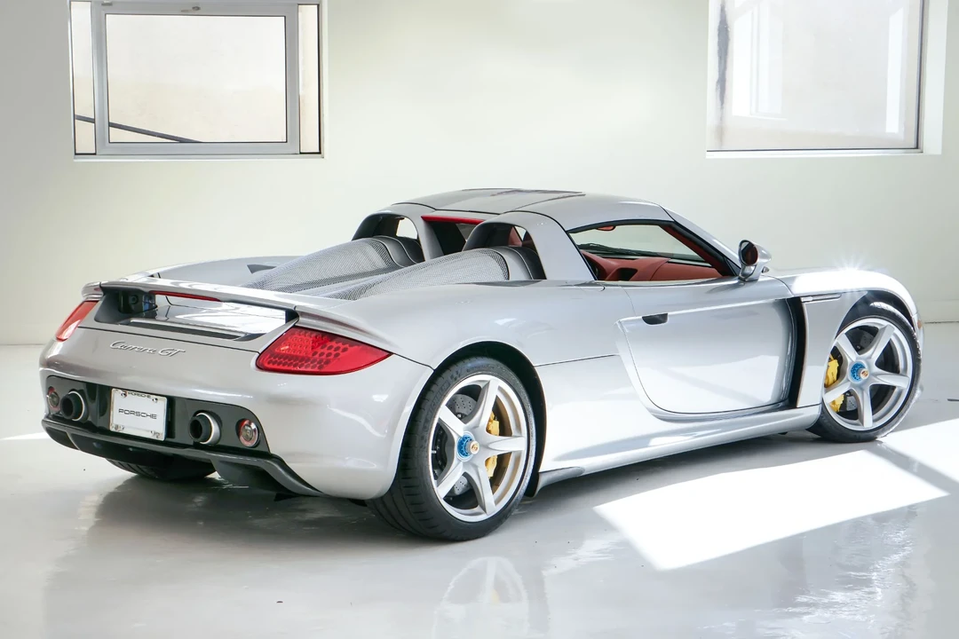 2005 Porsche Carrera GT - Image 5 of 6