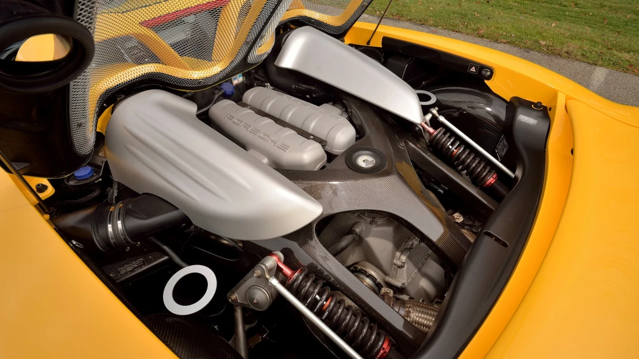 2005 Porsche Carrera GT - Image 6 of 31