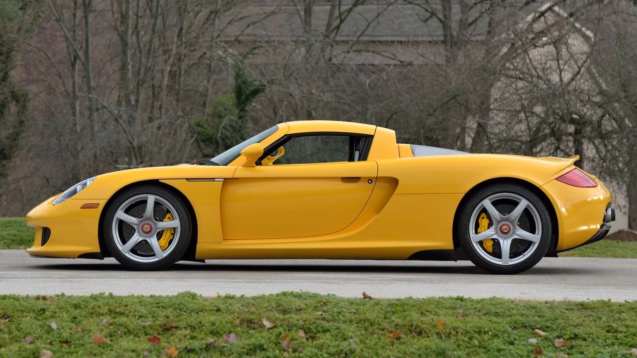 2005 Porsche Carrera GT - Image 8 of 31