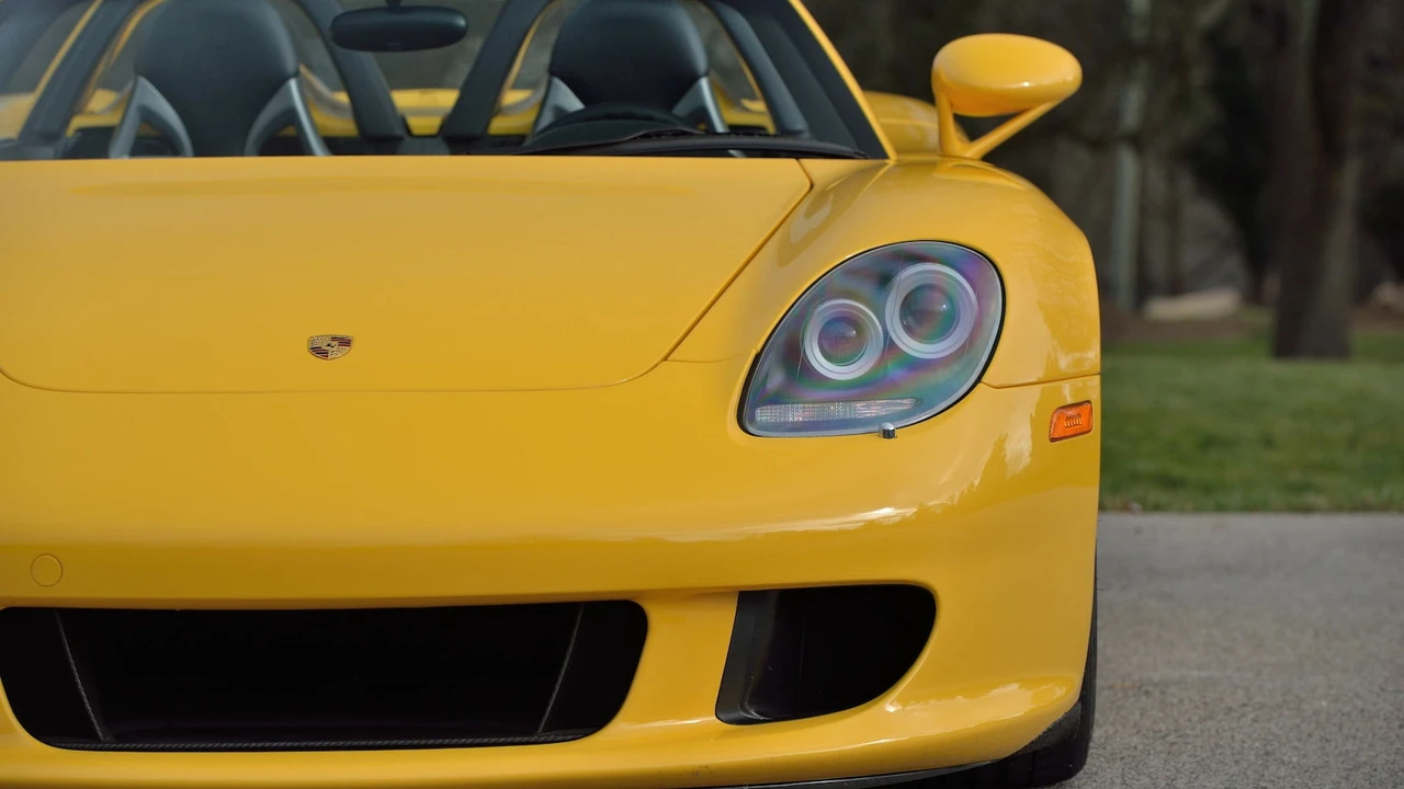 2005 Porsche Carrera GT - Image 23 of 31