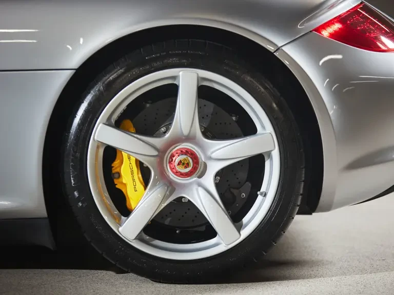 2005 Porsche Carrera GT - Image 28 of 31