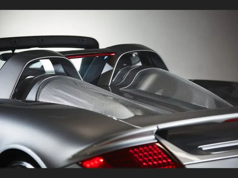 2005 Porsche Carrera GT - Image 30 of 31