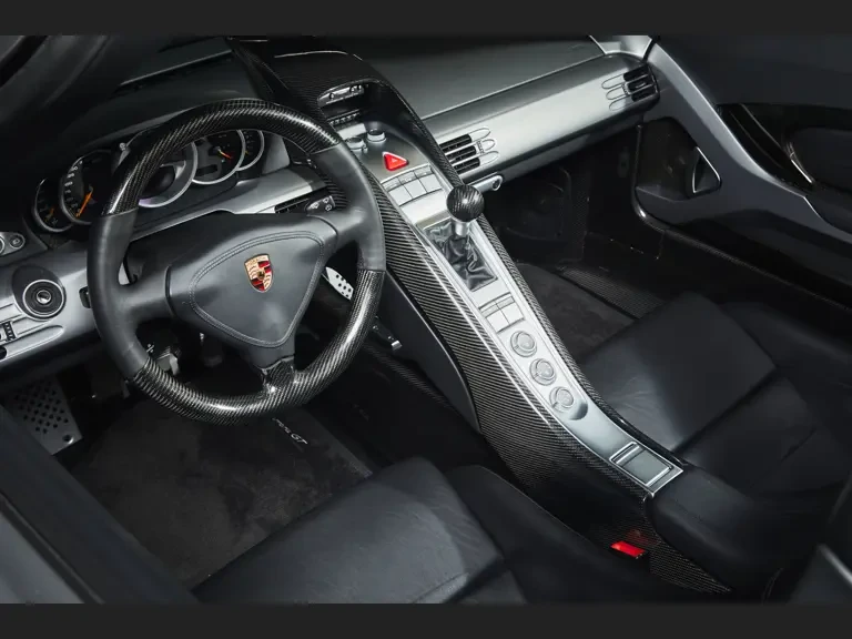 2005 Porsche Carrera GT - Image 5 of 31