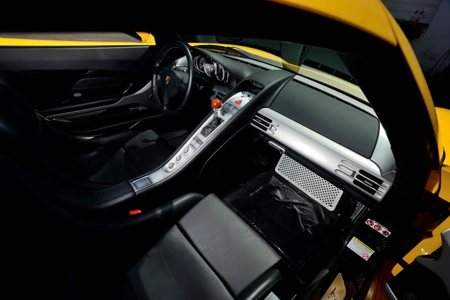 2005 Porsche Carrera GT - Image 5 of 12