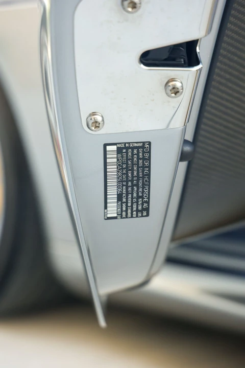 2005 Porsche Carrera GT - Image 2 of 31