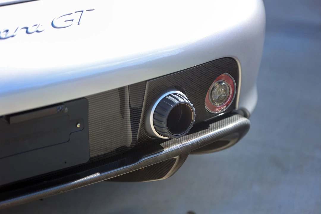 2005 Porsche Carrera GT - Image 30 of 31