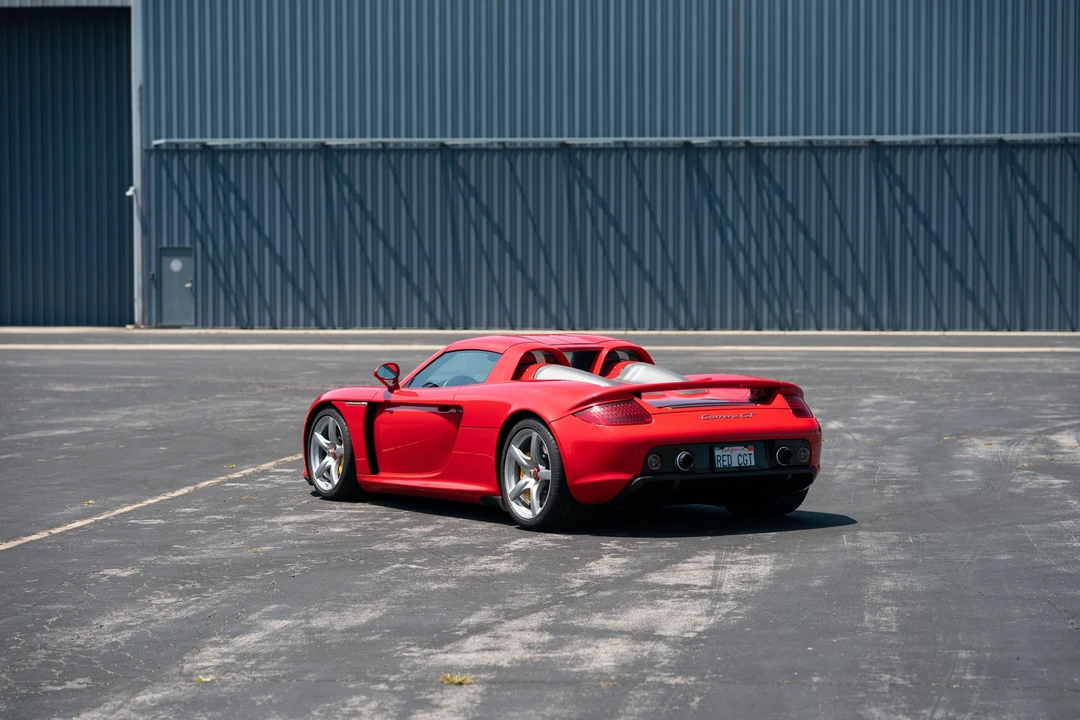 2005 Porsche Carrera GT - Image 17 of 31