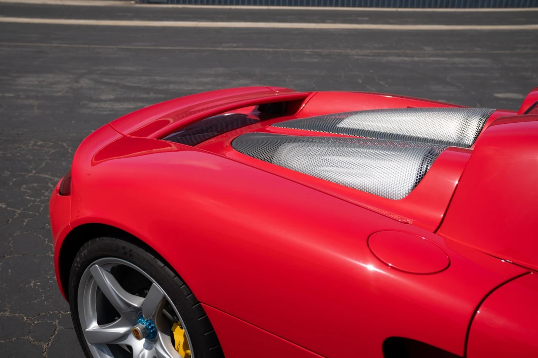 2005 Porsche Carrera GT - Image 27 of 31