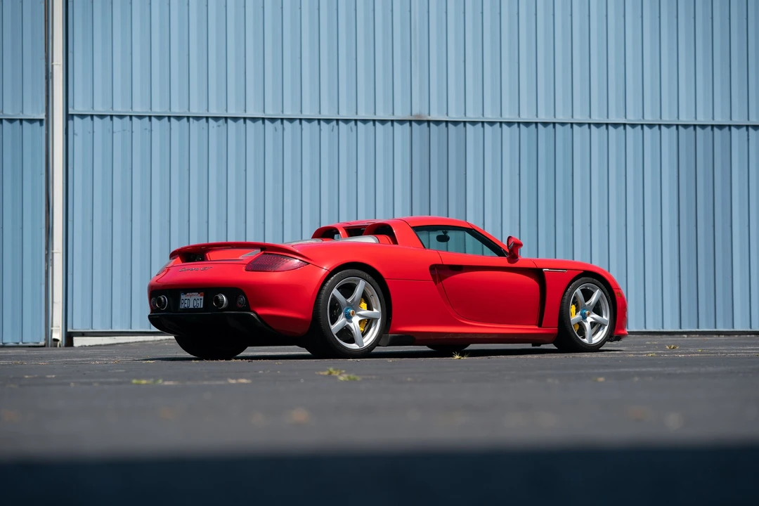 2005 Porsche Carrera GT - Image 14 of 31