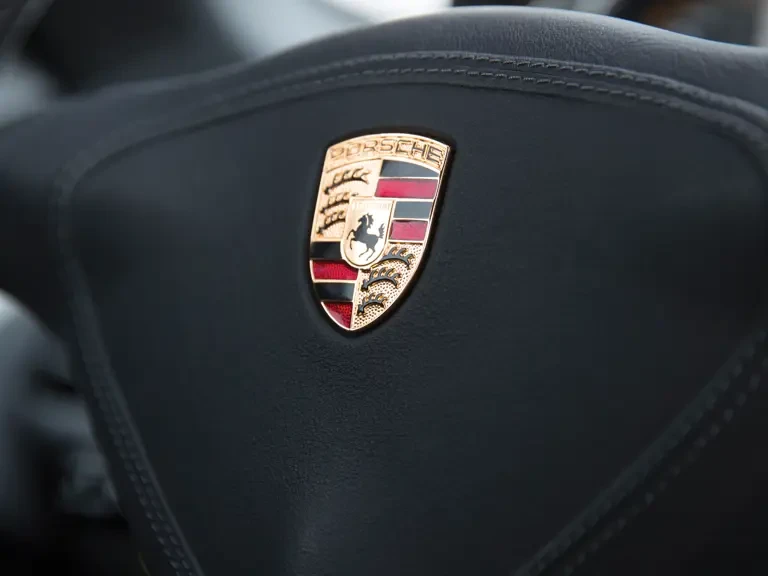 2005 Porsche Carrera GT - Image 14 of 31