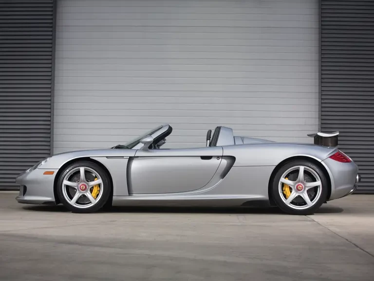 2005 Porsche Carrera GT - Image 6 of 31