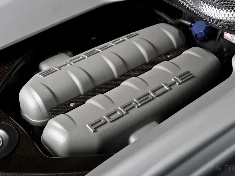2005 Porsche Carrera GT - Image 25 of 25