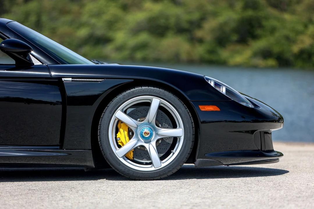 2005 Porsche Carrera GT - Image 22 of 31