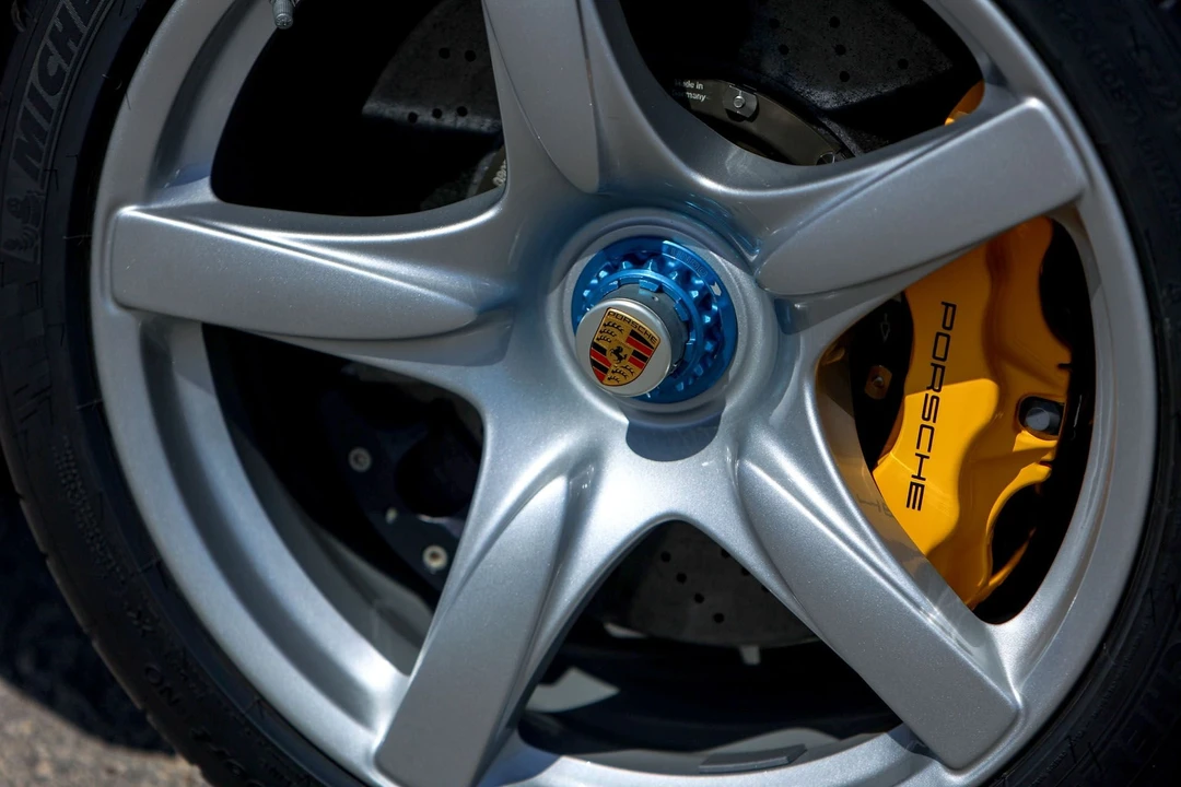 2005 Porsche Carrera GT - Image 27 of 31