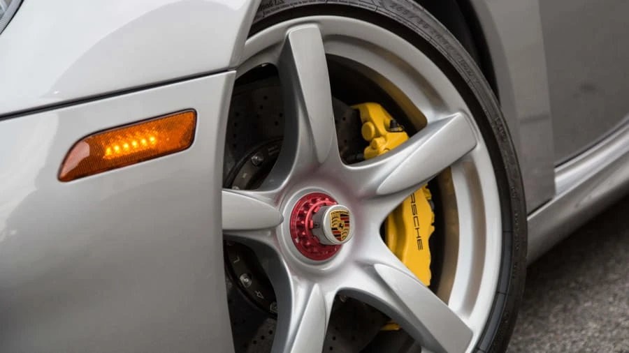2005 Porsche Carrera GT - Image 9 of 12