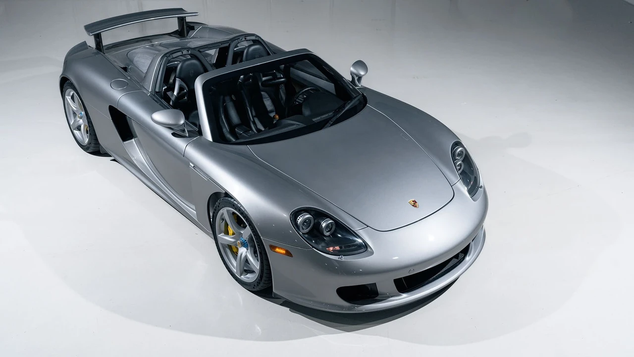 2005 Porsche Carrera GT - Image 9 of 31