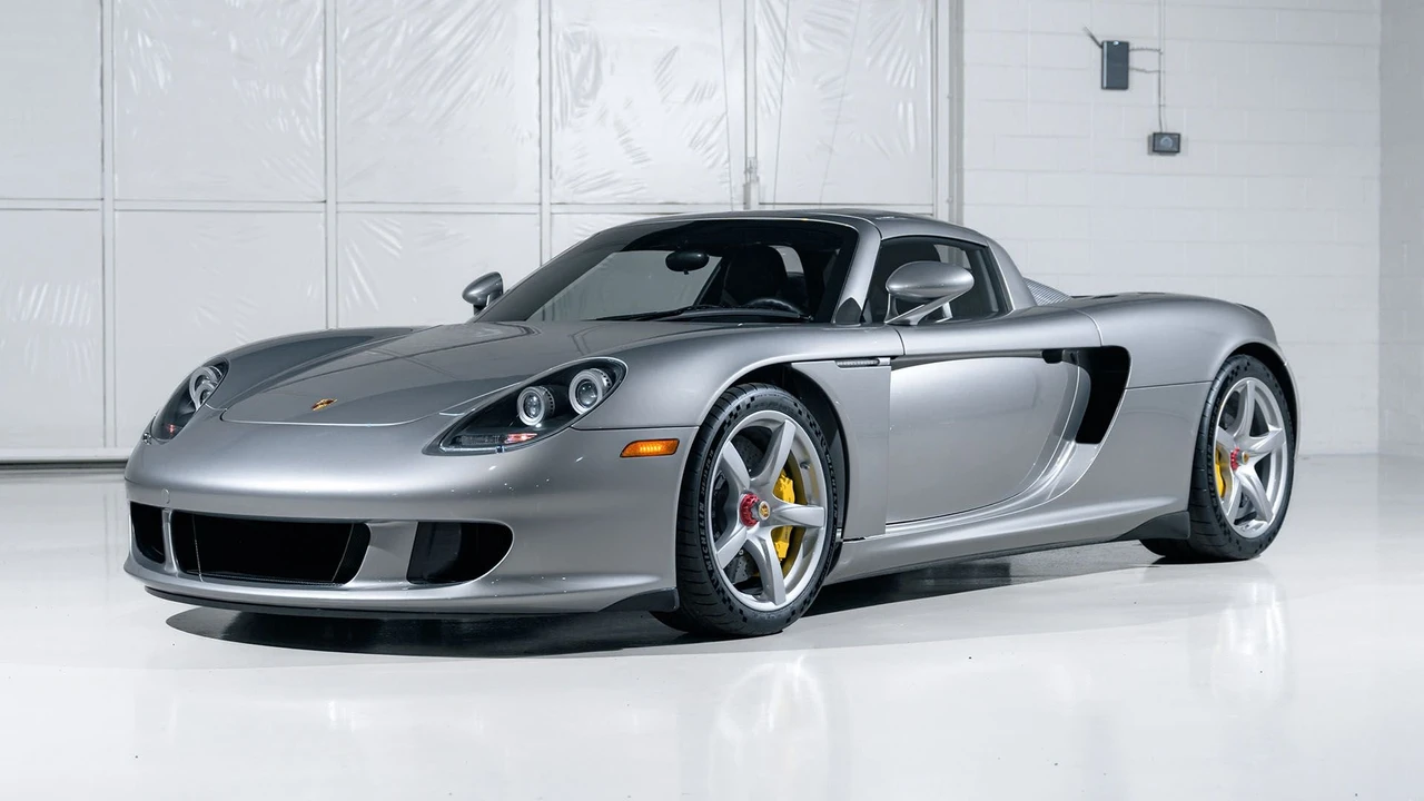 2005 Porsche Carrera GT - Image 10 of 31
