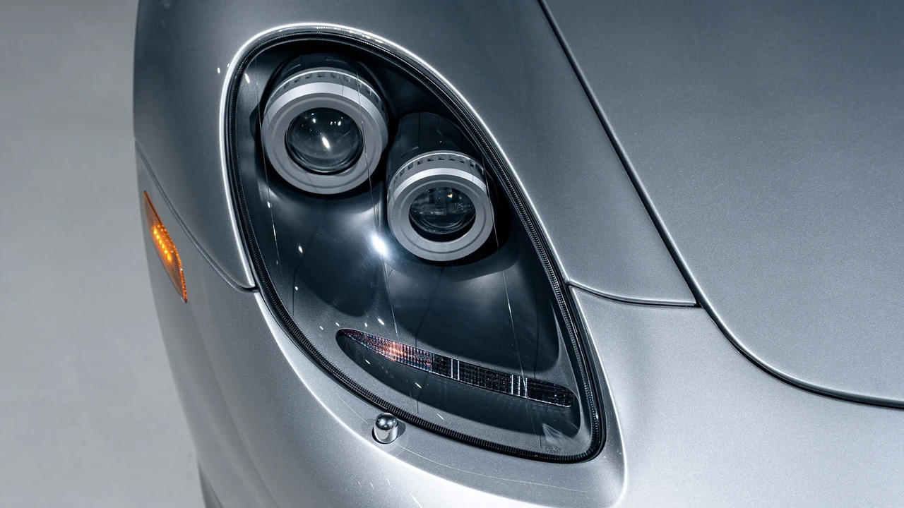 2005 Porsche Carrera GT - Image 20 of 31