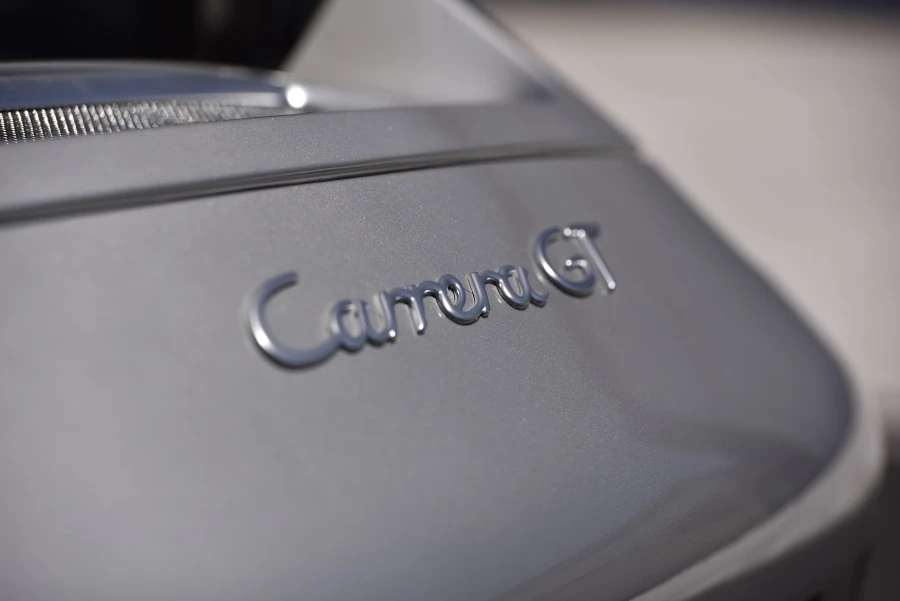 2005 Porsche Carrera GT - Image 21 of 31