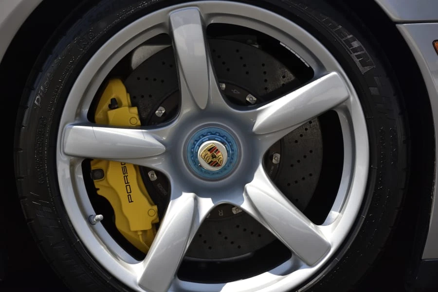 2005 Porsche Carrera GT - Image 15 of 31