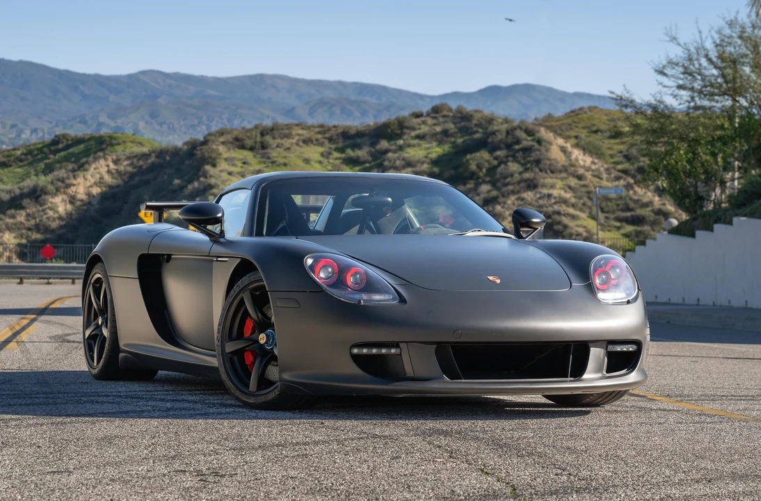 2005 Porsche Carrera GT - Image 9 of 31