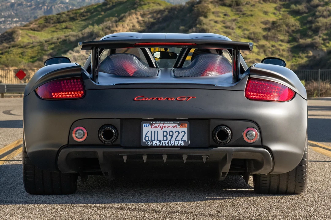 2005 Porsche Carrera GT - Image 5 of 31