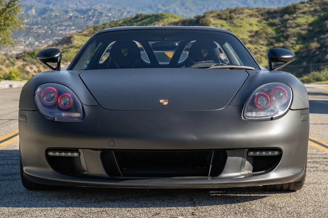 2005 Porsche Carrera GT - Image 2 of 31