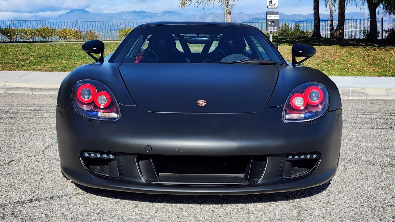2005 Porsche Carrera GT - Image 10 of 31