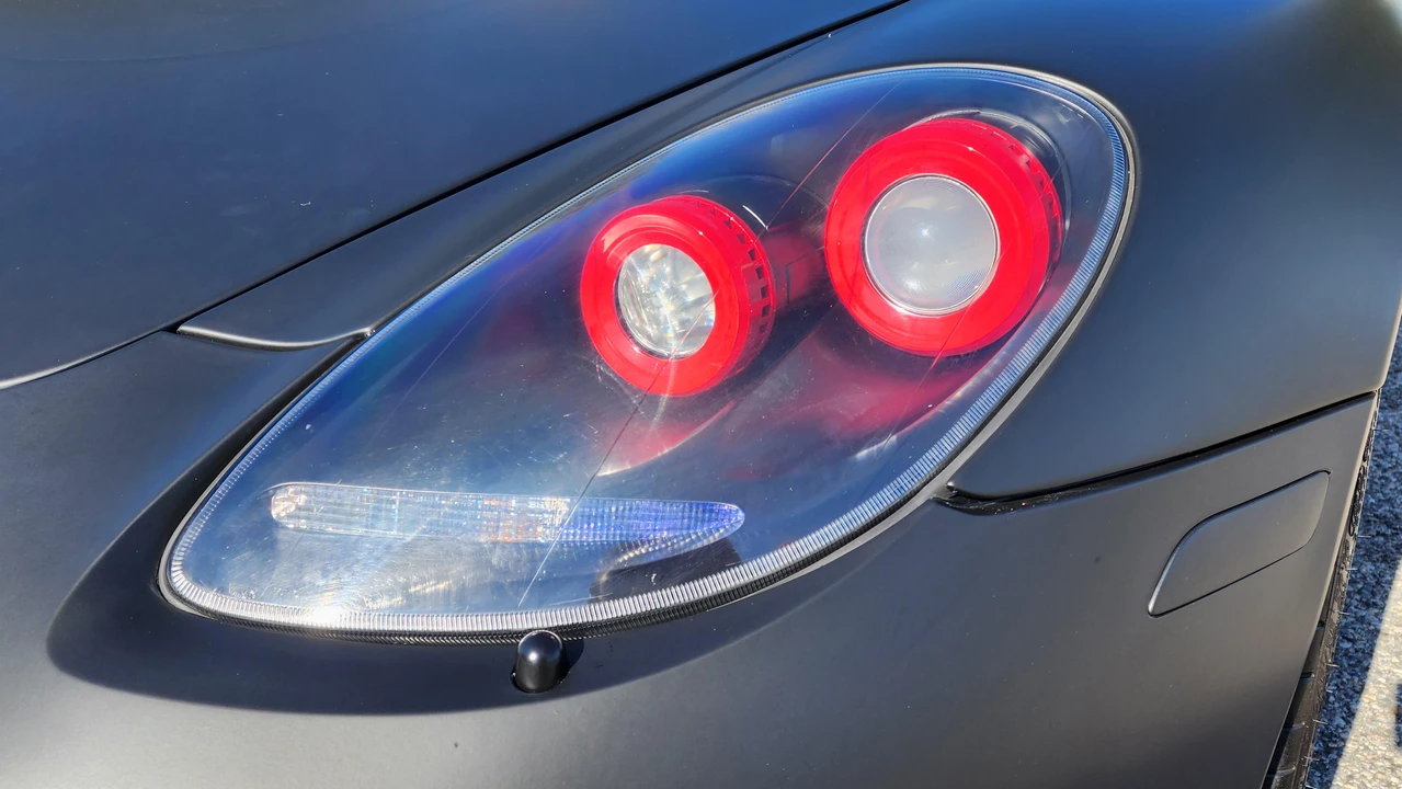 2005 Porsche Carrera GT - Image 29 of 31
