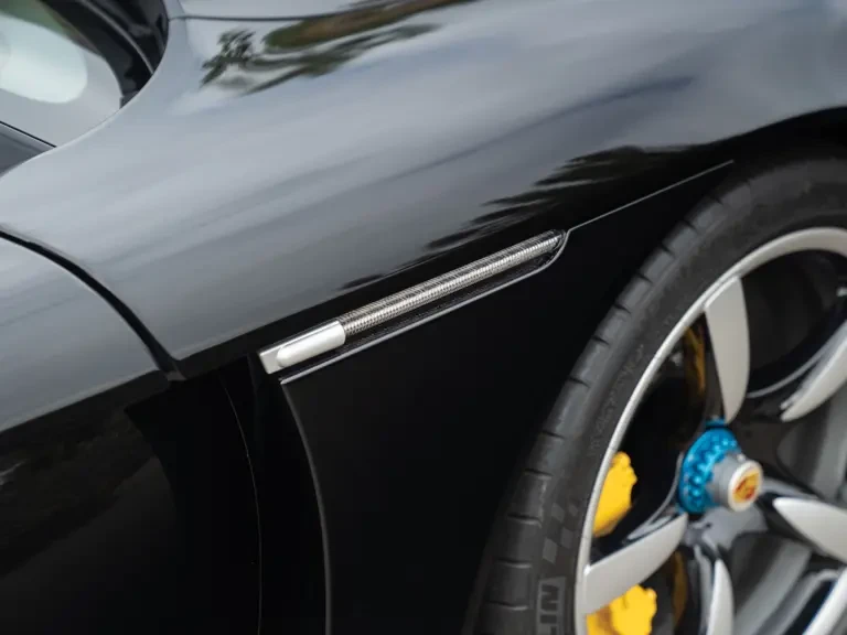 2005 Porsche Carrera GT - Image 28 of 31
