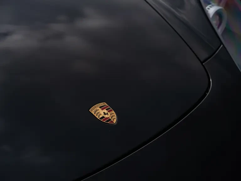 2005 Porsche Carrera GT - Image 7 of 31