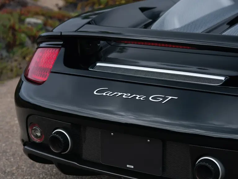 2005 Porsche Carrera GT - Image 8 of 31