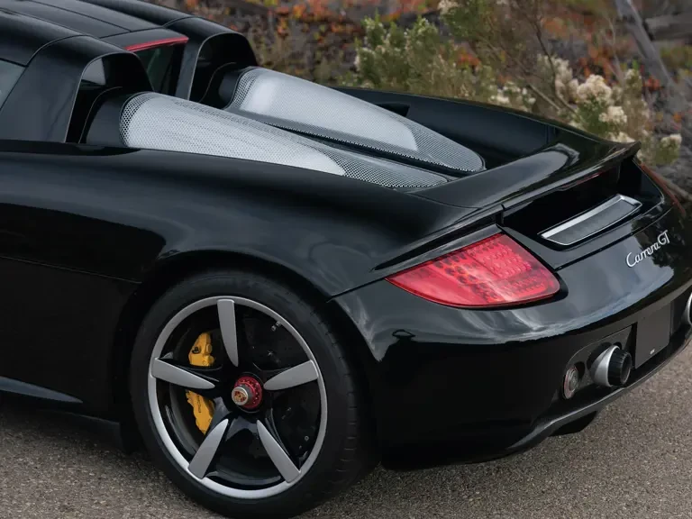 2005 Porsche Carrera GT - Image 25 of 31