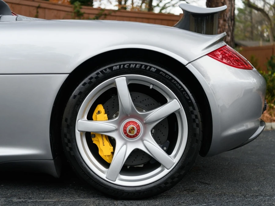 2005 Porsche Carrera GT - Image 13 of 21
