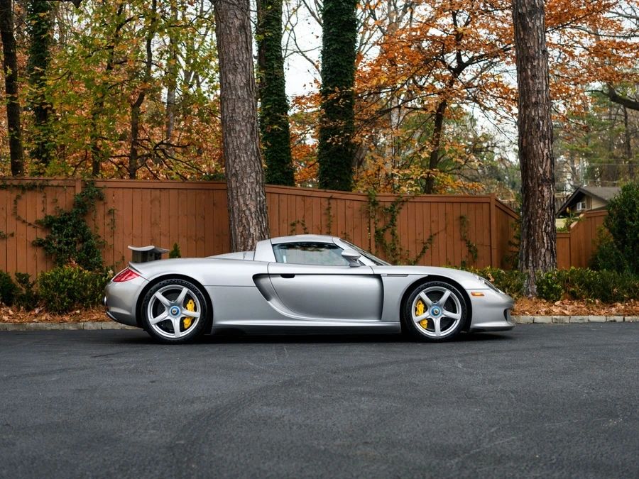 2005 Porsche Carrera GT - Image 5 of 21