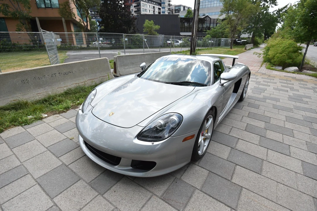 2005 Porsche Carrera GT - Image 3 of 31