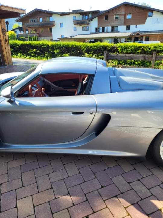 2005 Porsche Carrera GT - Image 26 of 31