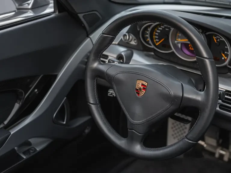2005 Porsche Carrera GT - Image 23 of 31