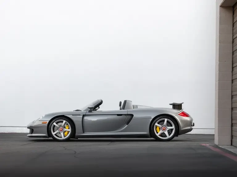 2005 Porsche Carrera GT - Image 6 of 31