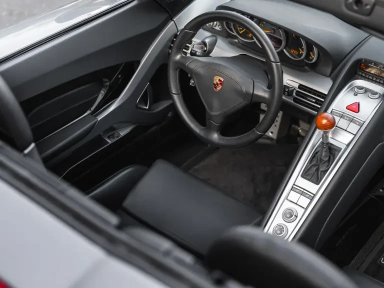 2005 Porsche Carrera GT - Image 5 of 31